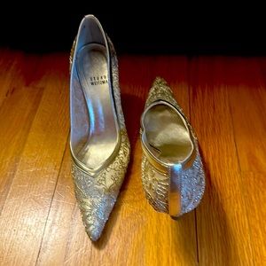 Stuart Wiseman lacy lady embroidered high heel shoes, size 6 1/2